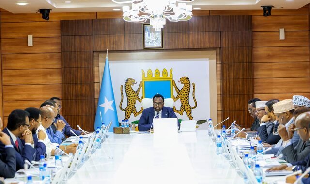 Dowladda Soomaaliya oo joojisay dhammaan heshiisyadii ay la gashay Imaaraadka Carabta