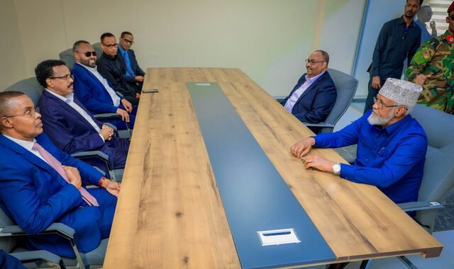 Kulan siyaasadeed oo dhex-maray Farmaajo iyo madaxda Puntland iyo Jubaland
