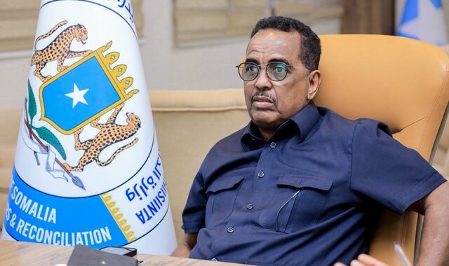 Wasiirka wasaaradda arrimaha gudaha, federaalka iyo dib-u-heshiisiinta xukuumadda federaalka Soomaaliya Xil. Cali Yuusuf Cali Xoosh