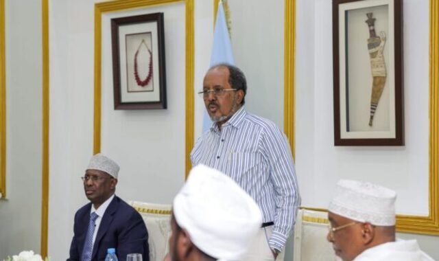 Madaxweyne Xasan Sheekh oo kulan afur la yeeshay hoggaanka ururrada siyaasadda dalka