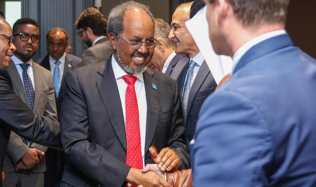 Madaxweyne Xasan Sheekh oo maanta la kulmay danjireyaasha caalamka ee Soomaaliya
