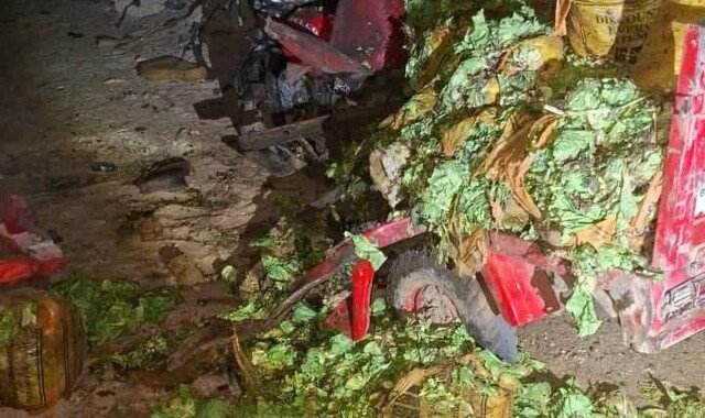 Ciidamada ammaanka oo si layaab leh gacanta ugu soo dhigay mooto bajaaj laga soo buuxiyay walxaha qarxa