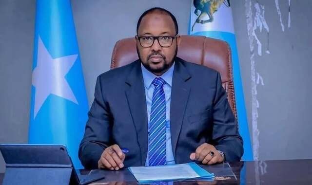 Madaxweynaha maamulka waqooyi bari Soomaaliya, C/qaadir Axmed Awcali (Firdhiye)