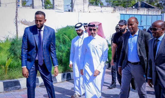 Guddoomiyaha gobolka Banaadir oo xarigga ka jaray xarun lagu keydiyo daawooyinka