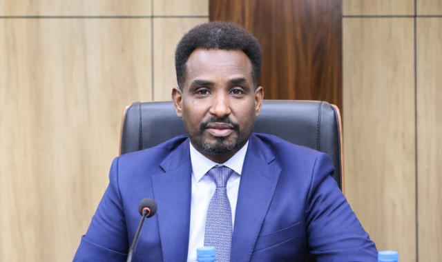 Xildhibaan Saadaq Cumar Xasan (Saadaq Joon) islamarkaana hore usoo noqday taliyihii ciidamada booliska ee gobolka Banaadir