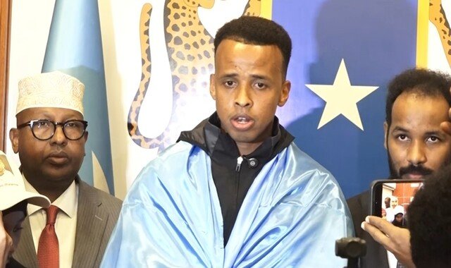 Garsoore Cumar C/qaadir Cartan oo maanta si aan caadi ahayn loogu soo dhaweeyay magaalada Muqdisho