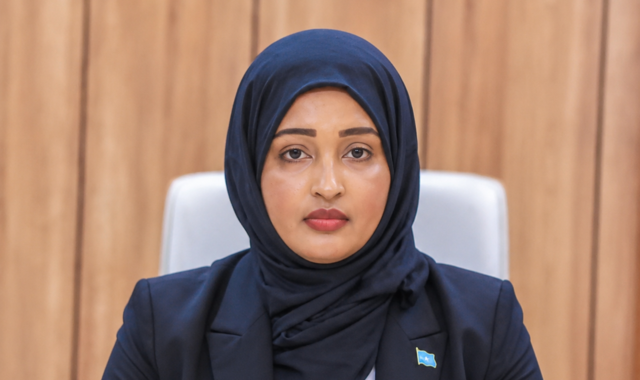Wasiirka qoyska iyo horumarinta xuquuqul insaanka ee xukuumadda federaalka Soomaaliya, Khadiija Maxamed Al-Makhzoumi