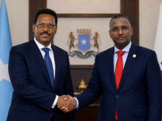 madaxweynaha maamulka Galmudug, Axmed Cabdi Kaariye (Qoor-Qoor), iyo Agaasimaha Hay’adda Nabad Sugidda iyo Sirdoonka Qaranka (NISA), Mahad Maxamed Salaad