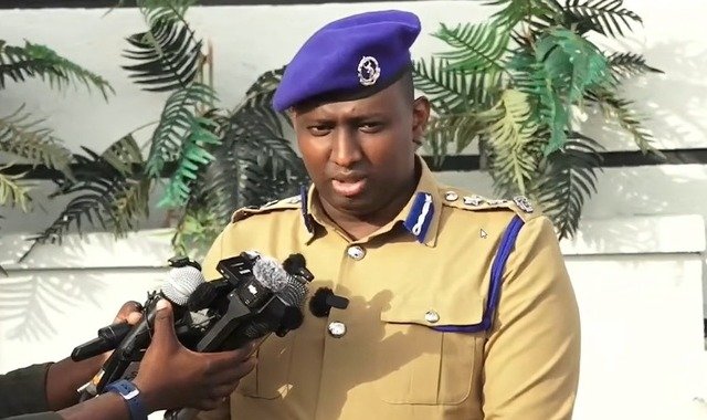 Taliyaha qaybta booliska gobolka Banaadir, Mahdi Cumar Muumin (Macallin Mahdi)