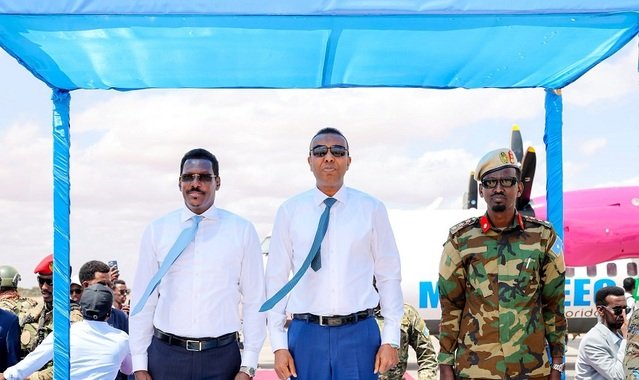 Wafdi uu hoggaaminayo ra'isuul wasaaraha Soomaaliya oo gaaray magaalada Dhuusamareeb
