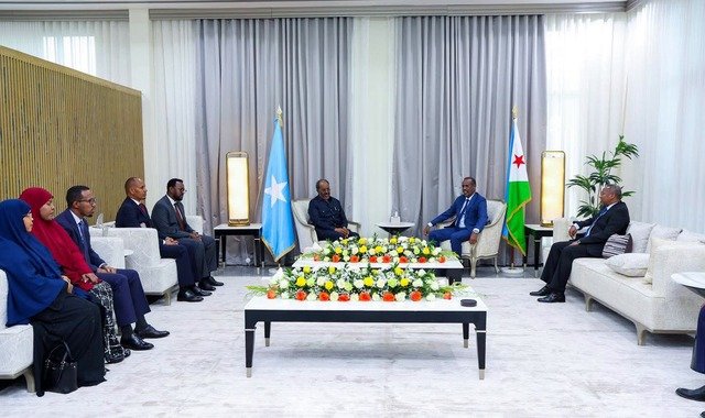 Wafdi uu hoggaaminayo madaxweyne Xasan Sheekh oo maanta gaaray dalka Jabuuti
