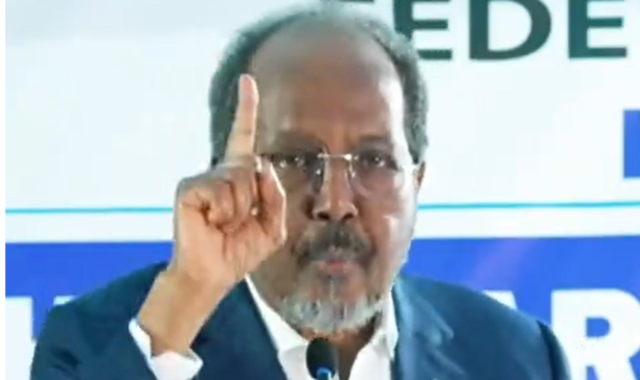 Madaxweyne Xasan Sheekh oo si adag uga jawaabay war-saxaafadeed ay soo saareen siyaasiyiinta mucaaradka