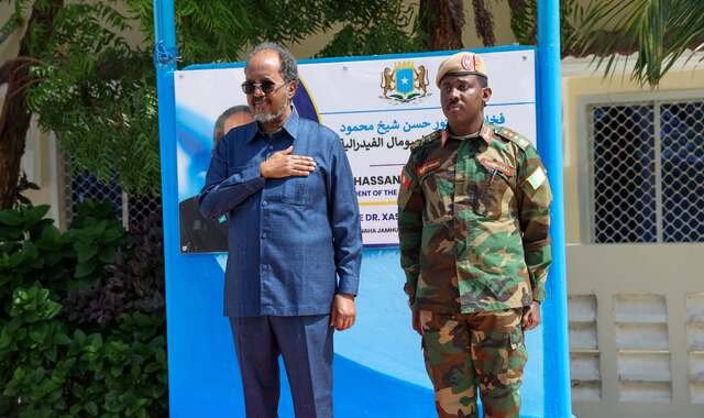 Madaxweyne Xasan Sheekh oo maanta xariga ka jaray xarunta taliska guutada 77 ee ciidanka xoogga dalka