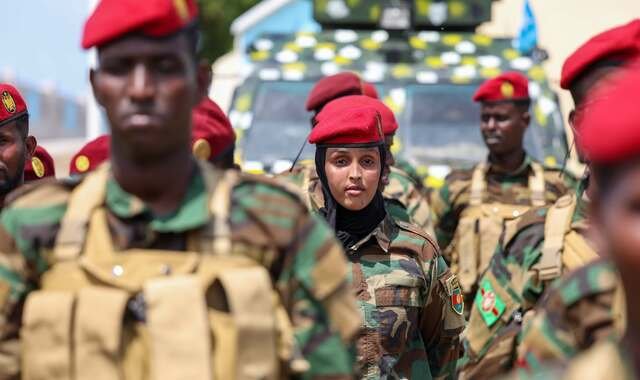 Madaxweyne Xasan Sheekh oo maanta xariga ka jaray xarunta taliska guutada 77 ee ciidanka xoogga dalka