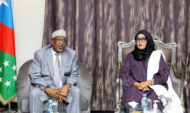 Wafdi ay hoggaaminayso guddoomiyaha KMG ee golaha shacabka oo maanta gaaray magaalada Baydhabo