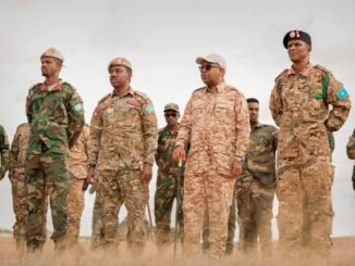 Wasiirka gaashaandhigga iyo taliyaha ciidanka xoogga dalka oo kormeer ku tegay Ceeldheer