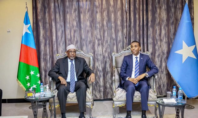 Wafdi uu hoggaaminayo ra'iisul wasaare Xamse oo gaaray magaalada Baydhabo