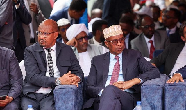 Madaxweyne Xasan Sheekh oo Baydhabo kaga qeyb galay xafladda caleemo-saarka Sheekh Aadan Madoobe
