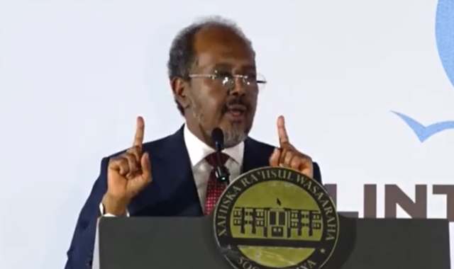 Madaxweyne Xasan Sheekh oo shaaciyay in dowladda ay qaadi doonto dagaal culus oo kama dambeys ah