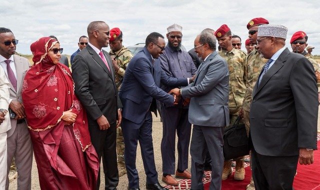 Wafdi uu hoggaaminayo madaxweyne Xasan Sheekh oo maanta gaaray magaalada Baydhabo